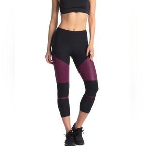 90 Degree by Reflex Colorblock High Waisted Leggings / Purple Black